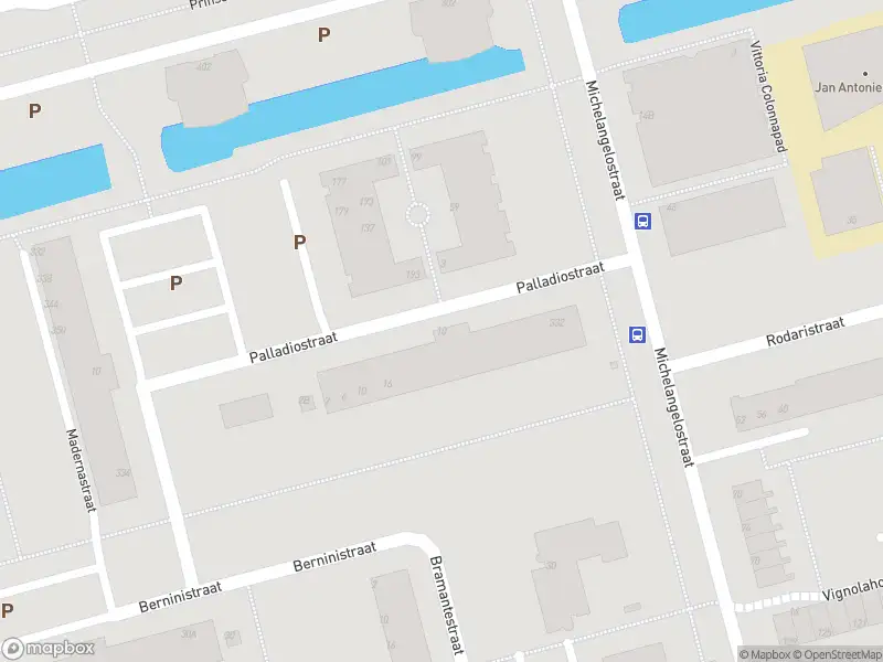 Ambulance met grote spoed naar de Palladiostraat in Rotterdam