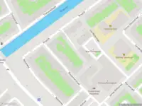 Ambulance met grote spoed naar de Bessemerstraat in Amsterdam