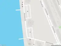 Ambulance met grote spoed naar de Buitenbassinweg in Rotterdam