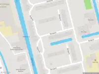 Ambulance met grote spoed naar de Bongerd in Capelle aan den IJssel