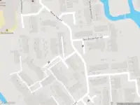 Brandweer met gepaste spoed naar de Kleine Inez erf in Capelle aan den IJssel