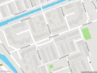 Ambulance met grote spoed naar de M.Dotingalaan in Weesp