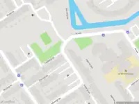 Ambulance met grote spoed naar de Schaduwgras in Spijkenisse