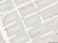 Ambulance met grote spoed naar de Alberdingk Thijmstraat in Amsterdam