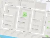 Ambulance met grote spoed naar de Anselmushof in Amsterdam