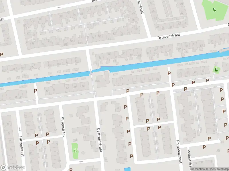 Ambulance met grote spoed naar de Florastraat in Naaldwijk