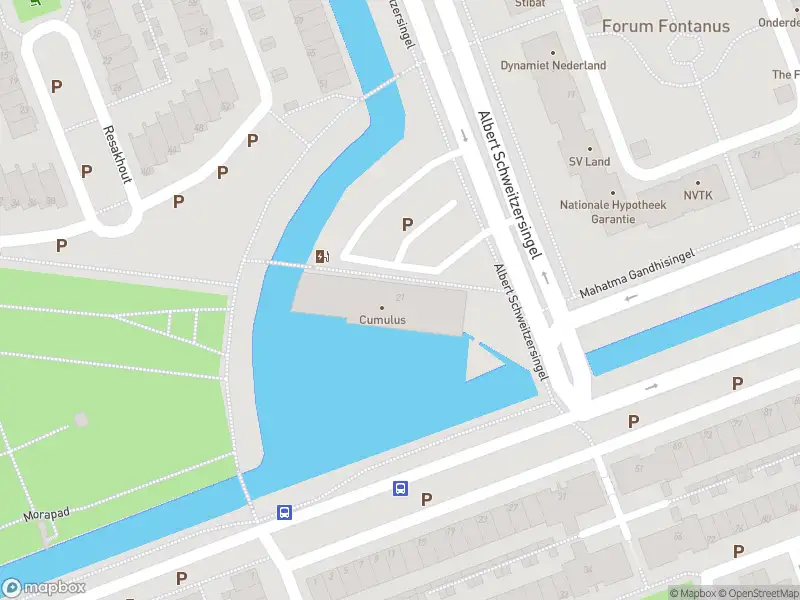 Ambulance met grote spoed naar de Albert Schweitzersingel in Zoetermeer