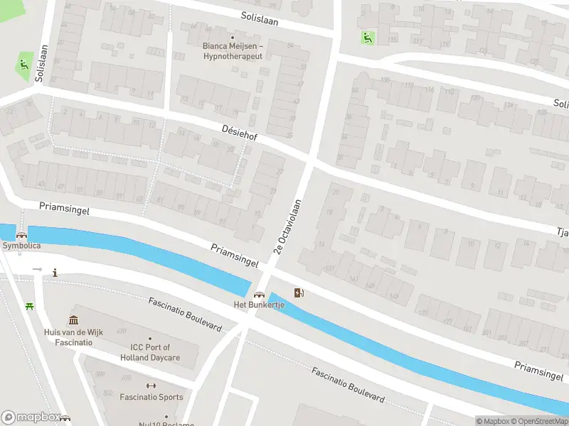 Ambulance met grote spoed naar de 2e Octaviolaan in Capelle aan den IJssel