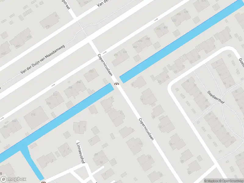 Ambulance met grote spoed naar de Copernicuslaan in Rotterdam