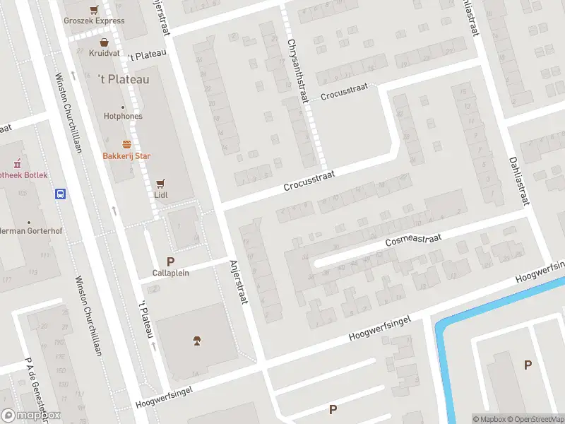 Ambulance met grote spoed naar de Crocusstraat in Spijkenisse
