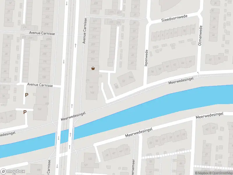 Ambulance met gepaste spoed naar de Meerwedesingel in Barendrecht