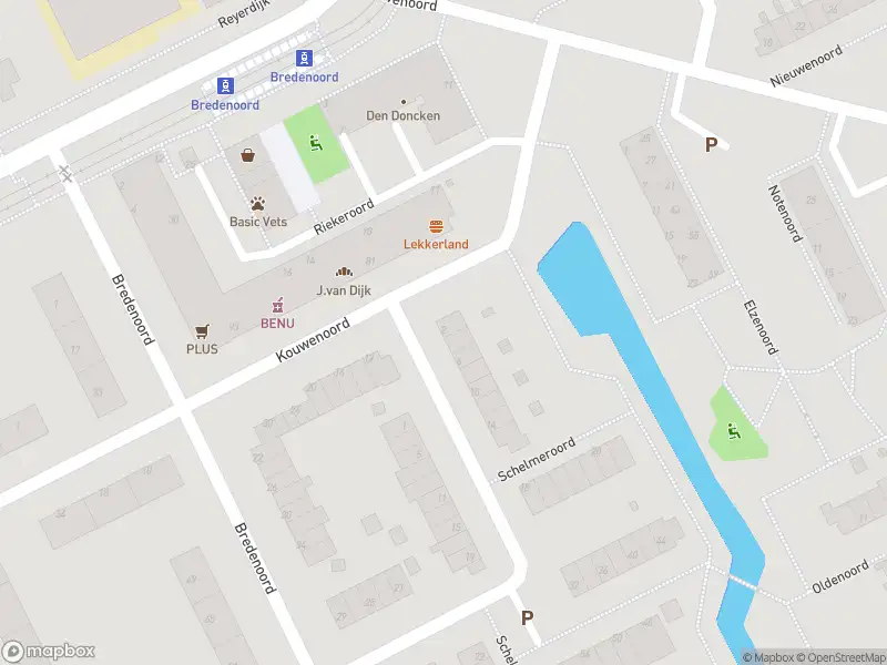 Ambulance met gepaste spoed naar de Schelmeroord in Rotterdam