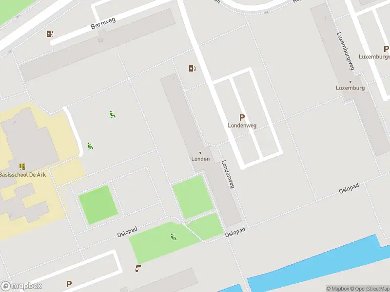 Ambulance met gepaste spoed naar de Londenweg in Vlaardingen