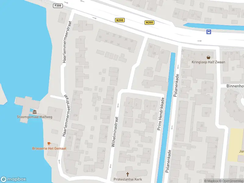 Ambulance met gepaste spoed naar de Wilhelminastraat in Halfweg