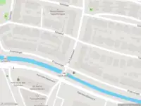 Ambulance met grote spoed naar de 2e Octaviolaan in Capelle aan den IJssel