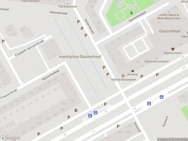 Ambulance met grote spoed naar de Annie Romeinplein in Amsterdam