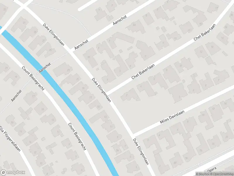 Brandweer met grote spoed naar de Chet Bakerlaan in Eindhoven vanwege stankoverlast