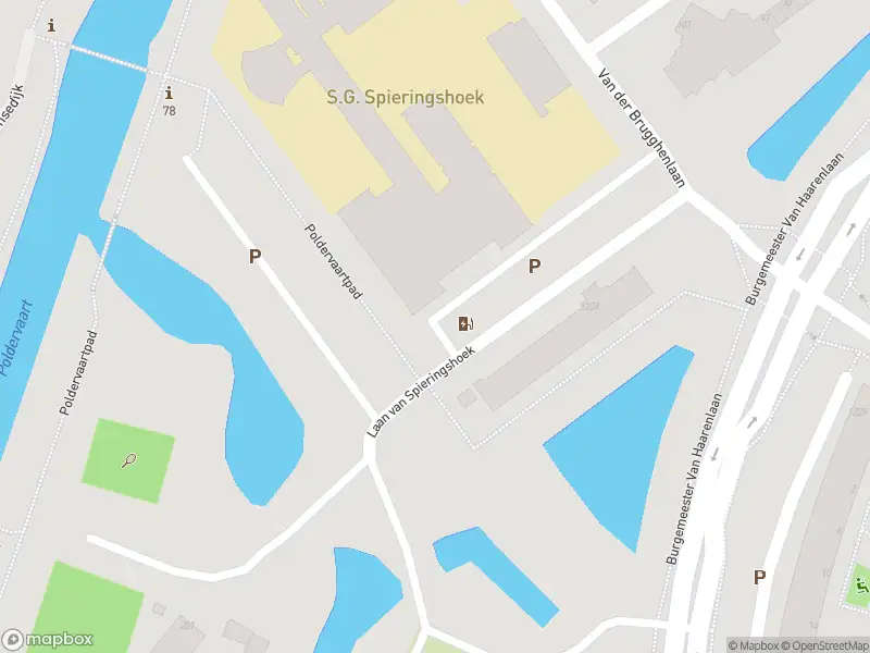 Ambulance met grote spoed naar de Laan van Spieringshoek in Schiedam