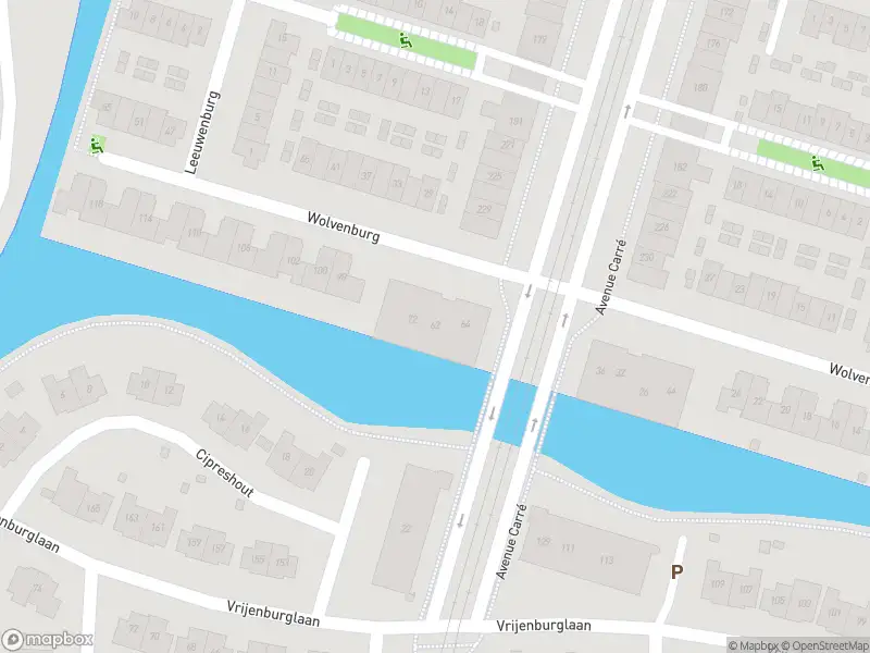 Ambulance met grote spoed naar de Wolvenburg in Barendrecht