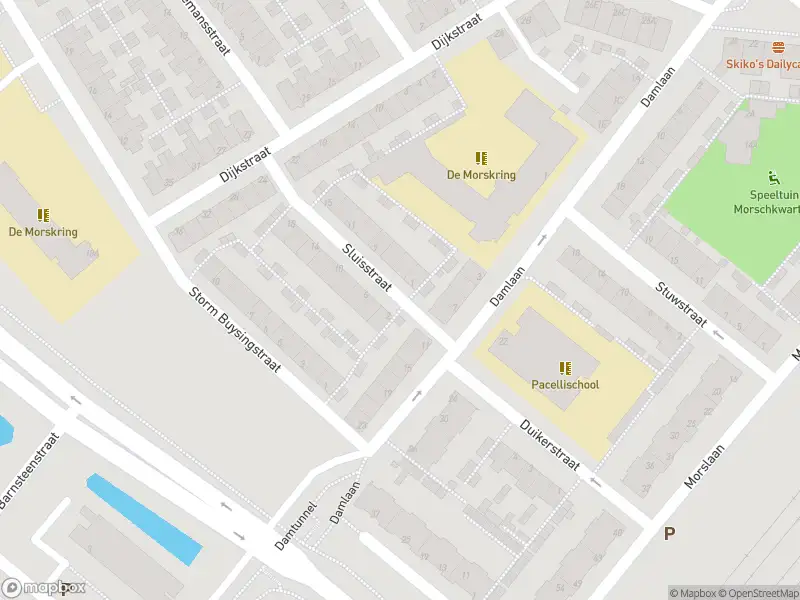 Ambulance met gepaste spoed naar de Sluisstraat in Leiden