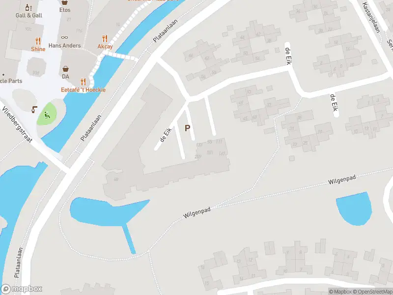 Ambulance met grote spoed naar de De Eik in Hellevoetsluis