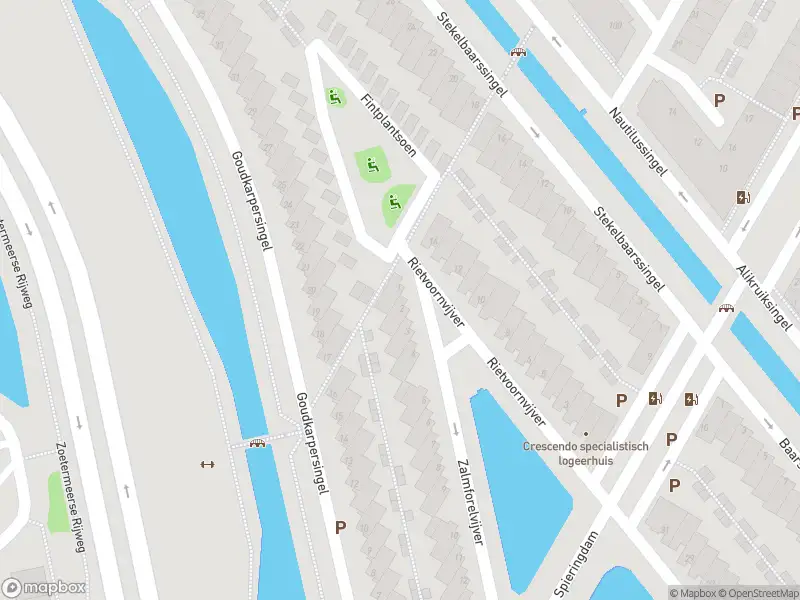 Brandweer met gepaste spoed naar de Zalmforelvijver in 's-Gravenhage vanwege afhijsen patient