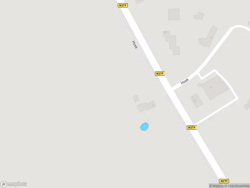 Brandweer met grote spoed naar de Hoek in Roggel vanwege voertuigbrand