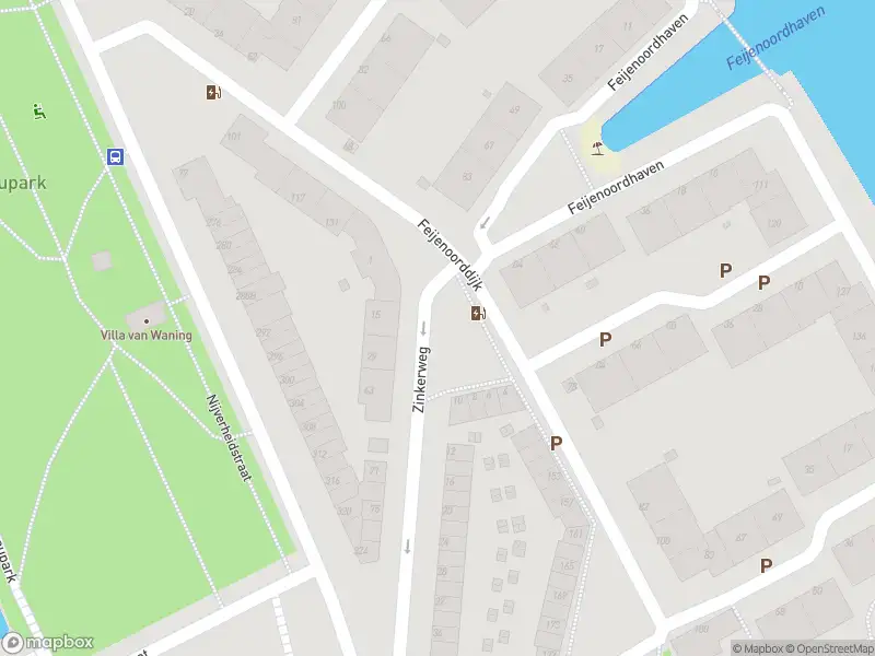 Ambulance met grote spoed naar de Zinkerweg in Rotterdam