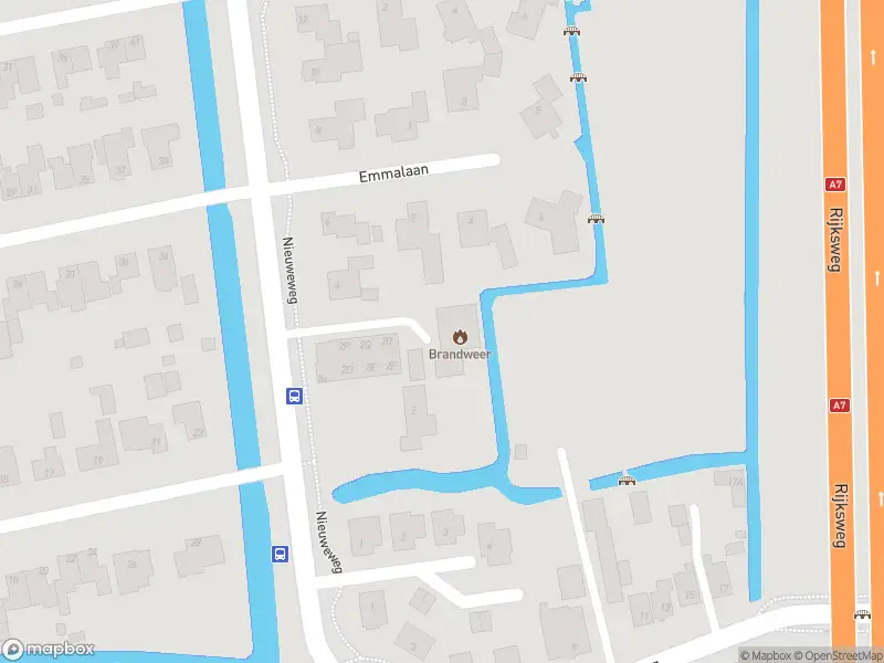 Ambulance met gepaste spoed naar de Nieuweweg in Wognum