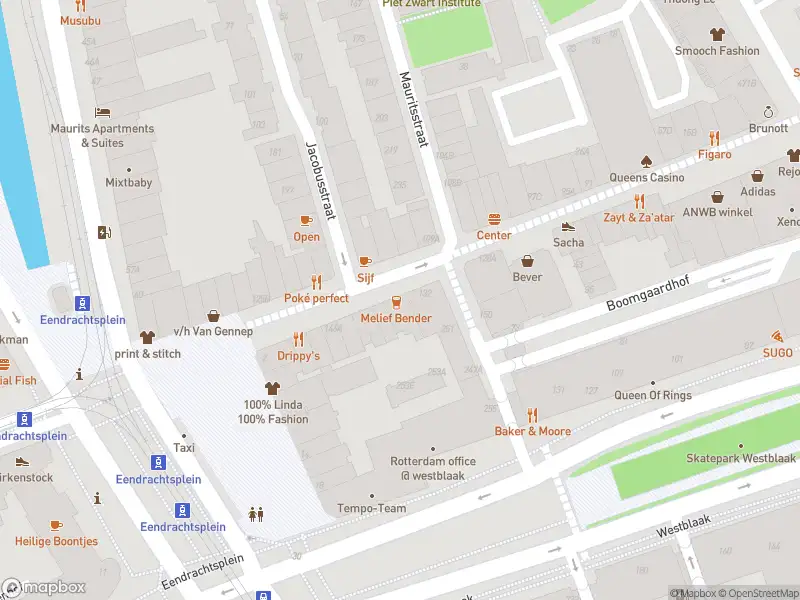 Ambulance met grote spoed naar de Oude Binnenweg in Rotterdam