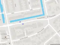 Ambulance met grote spoed naar de Gebroken Meeldijk in Barendrecht