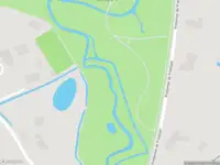 Brandweer met grote spoed naar de Vredeman de Vrieslaan in Almelo vanwege gebouwbrand