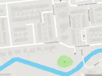 Ambulance met grote spoed naar de Jacq Perkstraat in Hellevoetsluis