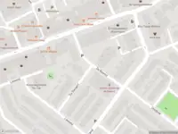 Ambulance met grote spoed naar de De Beemd in Wateringen