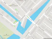 Politie met grote spoed naar de Willem Noorlanderkade in Amsterdam