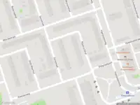 Ambulance met grote spoed naar de Schuitenhuisstraat in Amsterdam