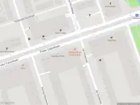 Ambulance met grote spoed naar de Pieter Calandlaan in Amsterdam