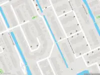 Ambulance met grote spoed naar de Murraijstraat in Wateringen