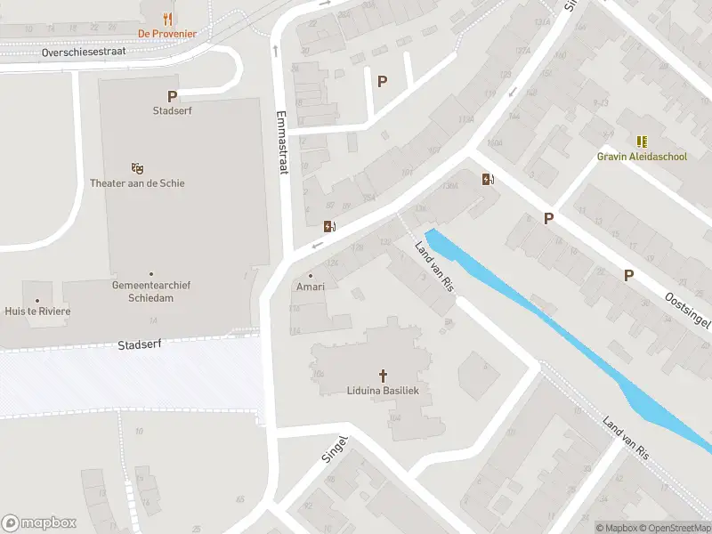 Ambulance met gepaste spoed naar de Singel in Schiedam