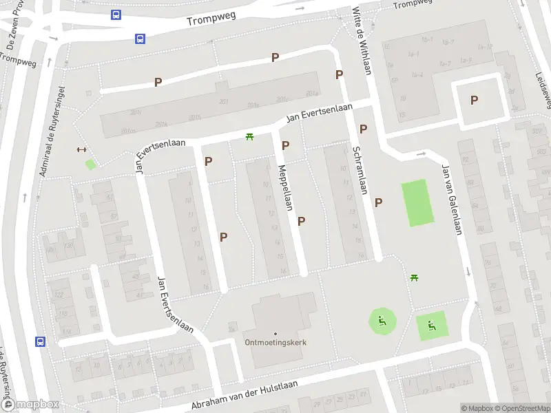 Ambulance met grote spoed naar de Meppellaan in Voorschoten