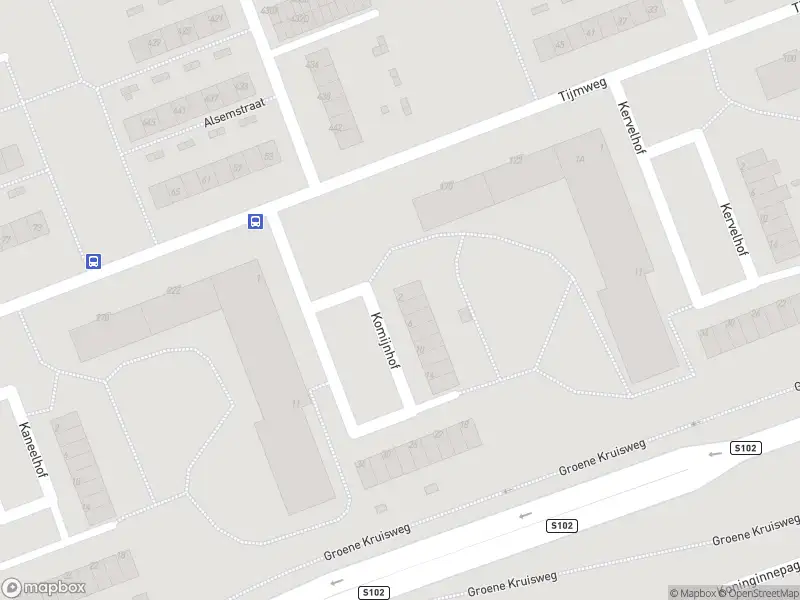 Ambulance met grote spoed naar de Komijnhof in Hoogvliet Rotterdam