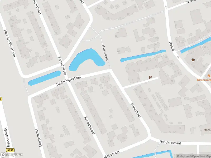 Ambulance met grote spoed naar de Zuider Vijverlaan in Schagen