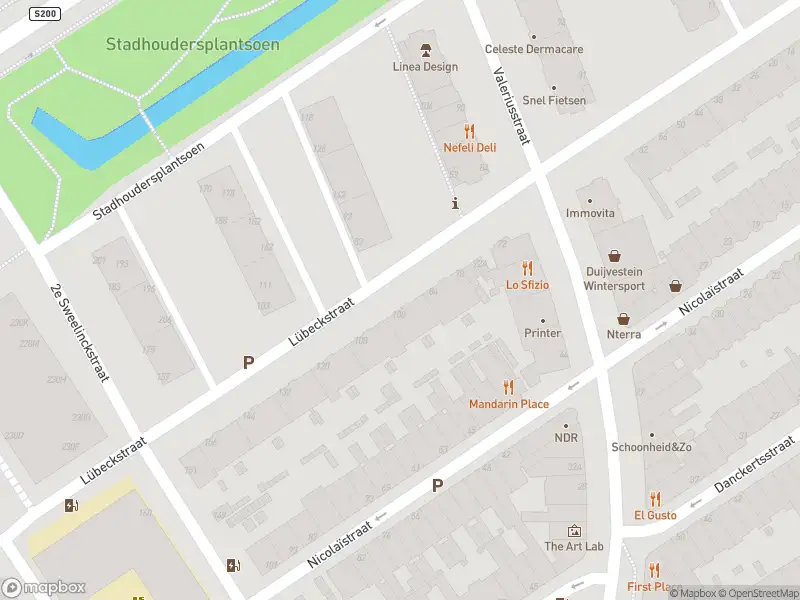 Brandweer met gepaste spoed naar de Lübeckstraat in 's-Gravenhage vanwege afgaan rookmelder