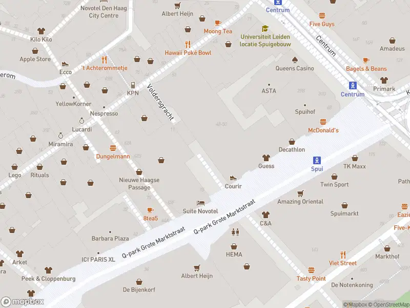 Ambulance met grote spoed naar de Voldersgracht in 's-Gravenhage