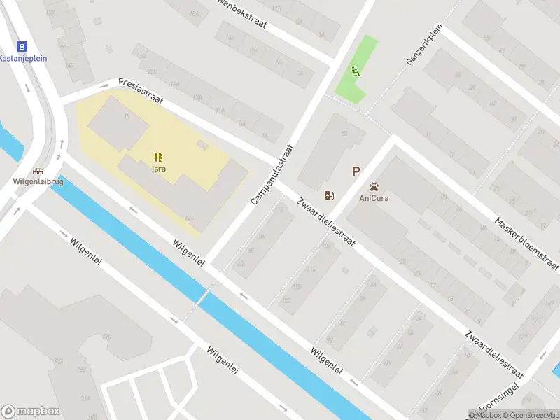 Ambulance met gepaste spoed naar de Campanulastraat in Rotterdam