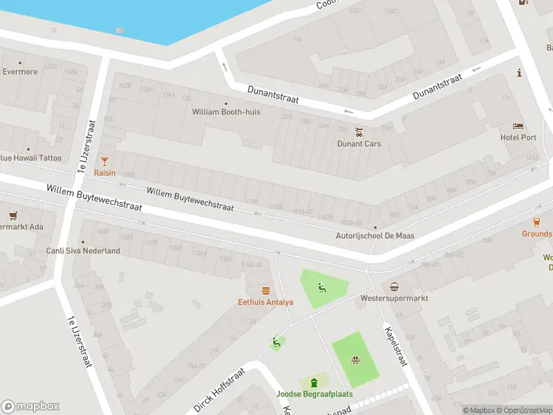 Ambulance met grote spoed naar de Willem Buytewechstraat in Rotterdam