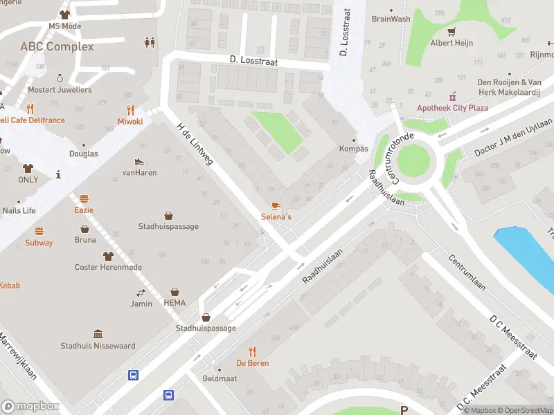 Ambulance met gepaste spoed naar de Raadhuislaan in Spijkenisse