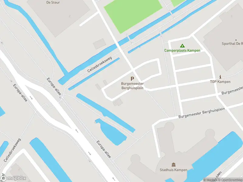 Brandweer met gepaste spoed naar de Burgemeester Berghuisplein in Kampen