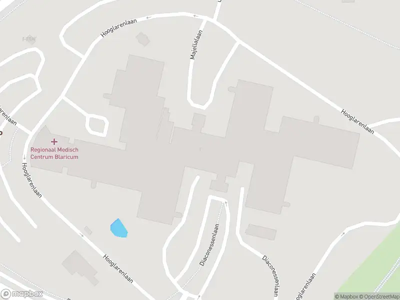 Brandweer met gepaste spoed naar de Rijksstraatweg in Blaricum vanwege stormschade