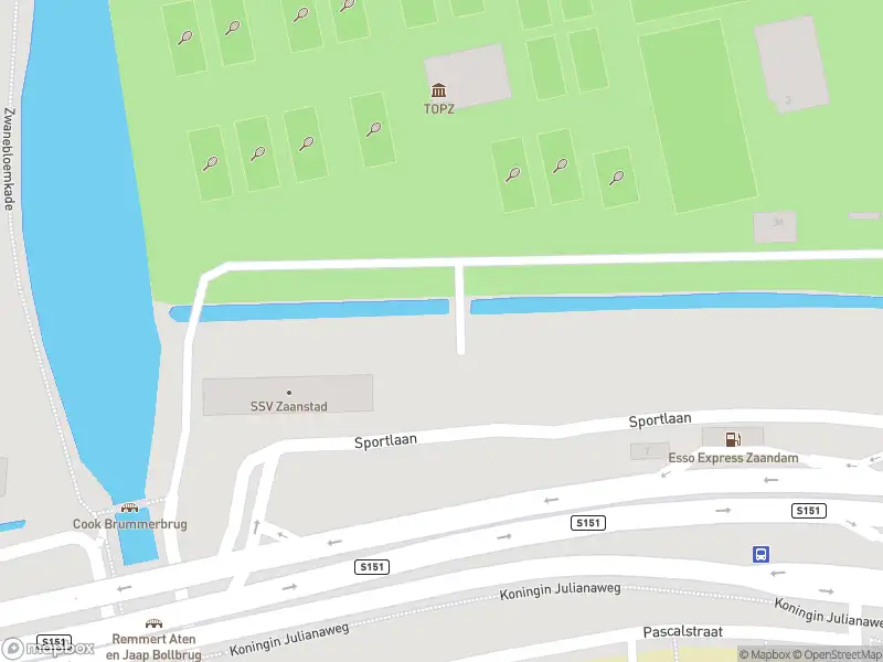 Ambulance met gepaste spoed naar de Sportlaan in Zaandam